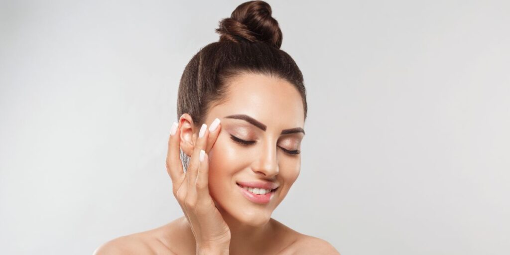 How Do You Maintain Healthy Skin When the Seasons Change?