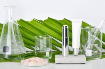 What Are the Top Skincare Ingredients for Sensitive Skin?